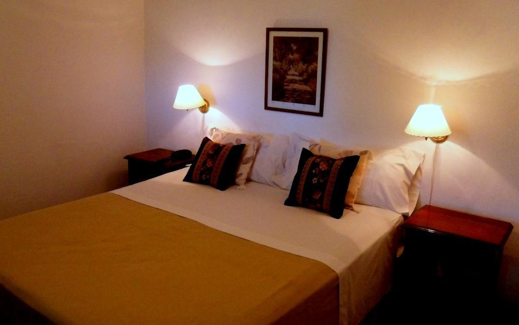 Las Ardillas Cabanas Y Suites La Falda Værelse billede
