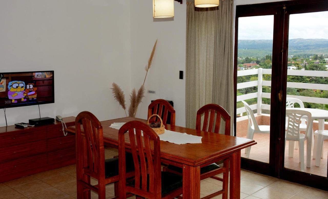 Las Ardillas Cabanas Y Suites La Falda Eksteriør billede